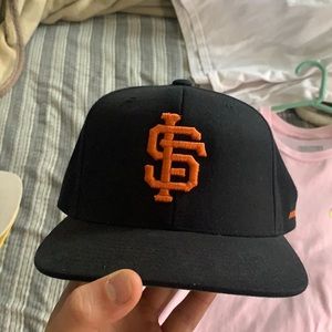 $ Giants SnapBack - Mondaysuck